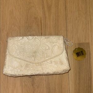 Elegant Cream Lace Envelope Clutch